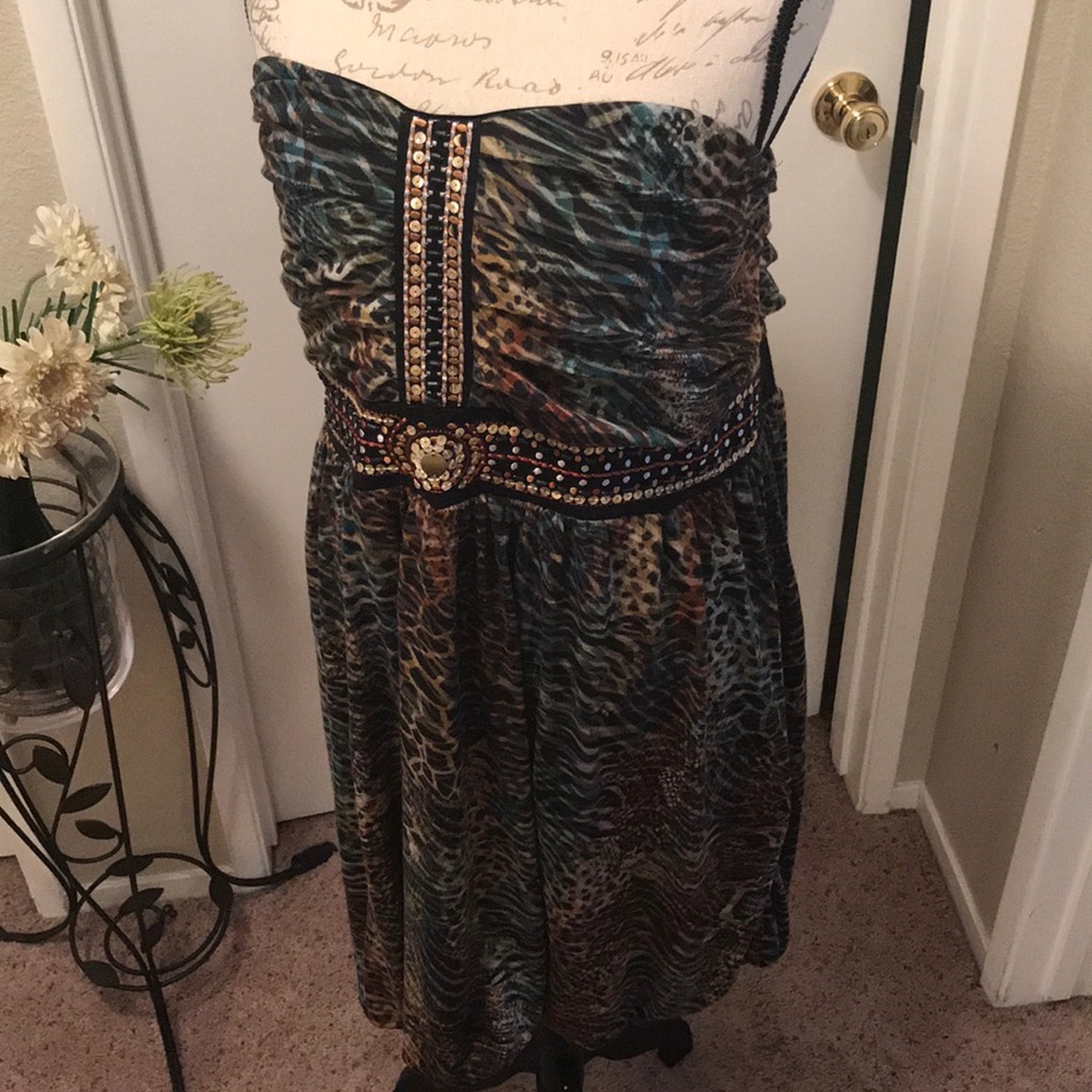 Strapless, midi dress. Size 2X
